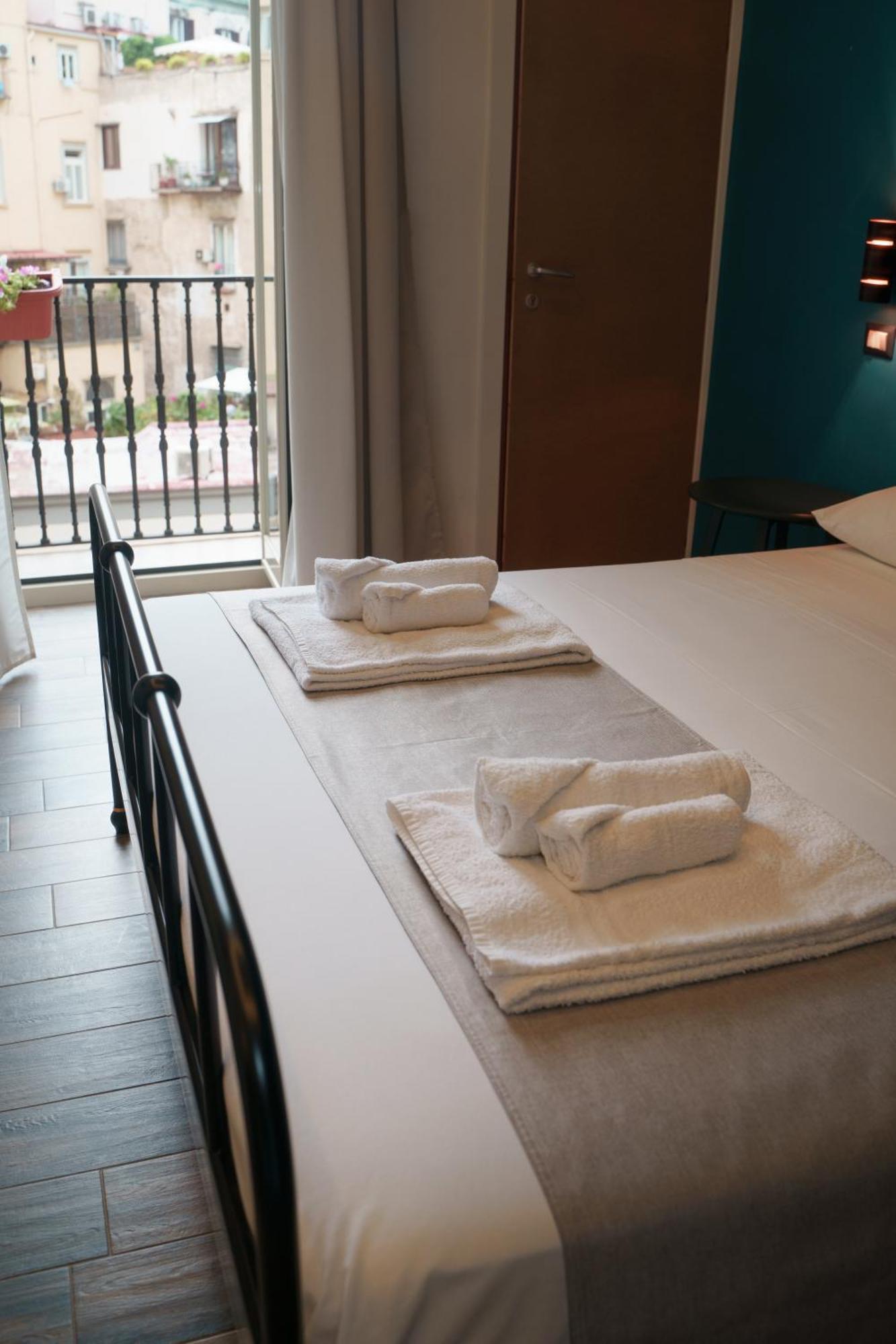 Chiatamone Relais Appartement Napels Buitenkant foto