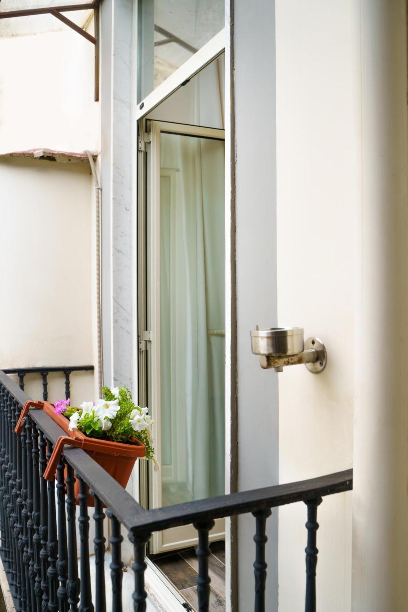 Chiatamone Relais Appartement Napels Buitenkant foto